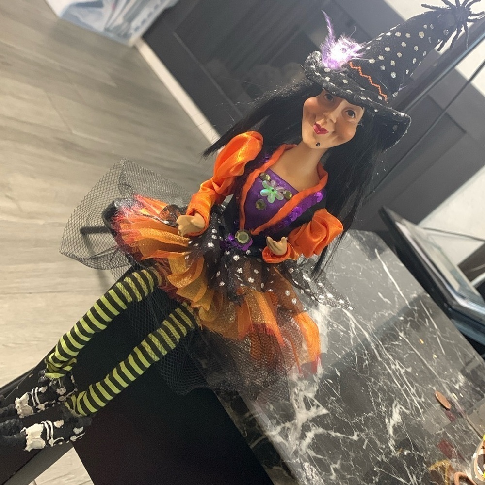 Raz Imports Sitting Possible Witch NWT #H3016375 Retired Tutu‎ Dress